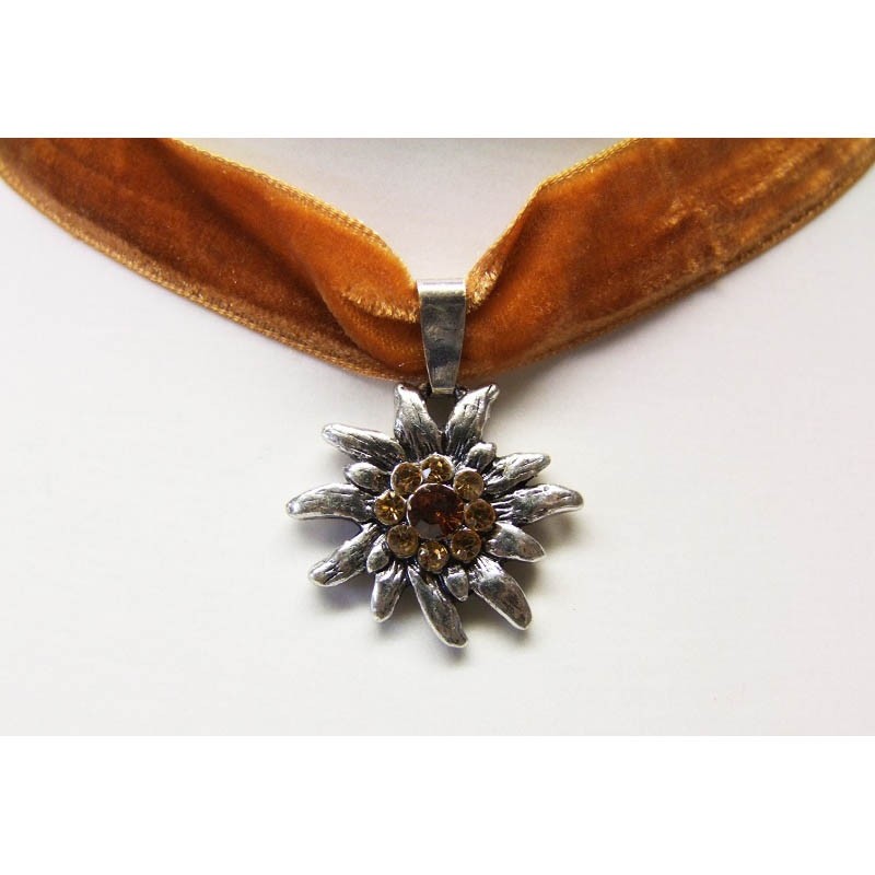 Tracht Necklaces